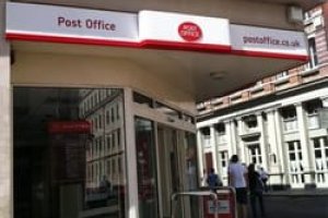 Trafalgar Square Post Office closing time